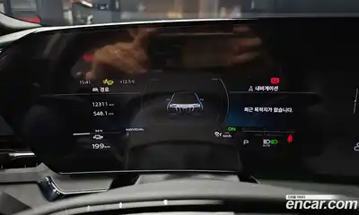 Audi Q6 e-tron 2025 0.2 гидро в Москве № 1617520, миниатюра 11