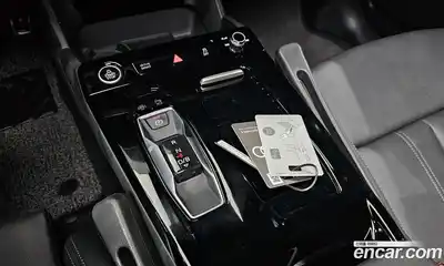 Audi Q6 e-tron 2025 0.2 гидро в Москве № 1617520, миниатюра 12