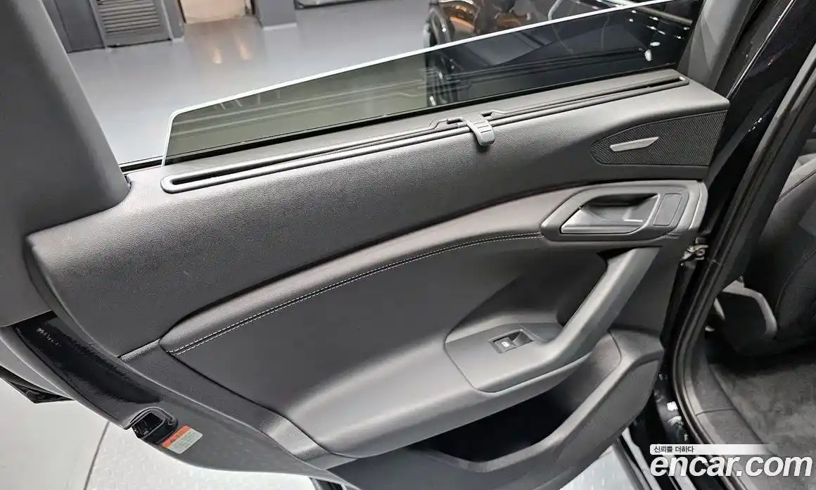 Audi Q6 e-tron 2025 0.2 гидро в Москве № 1617520, фото 15
