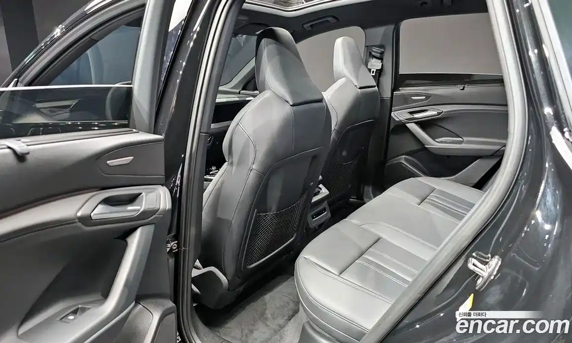 Audi Q6 e-tron 2025 0.2 гидро в Москве № 1617520, фото 16