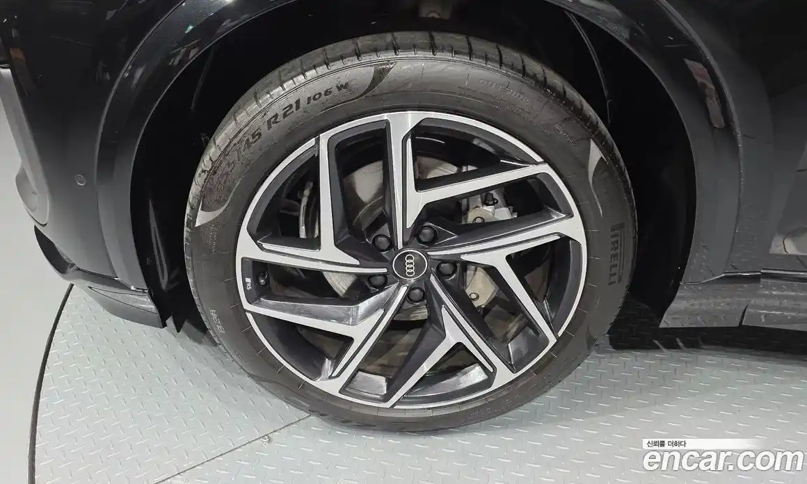 Audi Q6 e-tron 2025 0.2 гидро в Москве № 1617520, фото 5