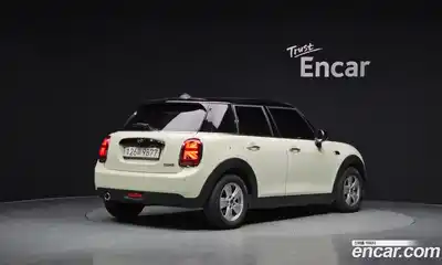 Mini Cooper 2019 1.5 гидро в Москве № 1620461, миниатюра 2
