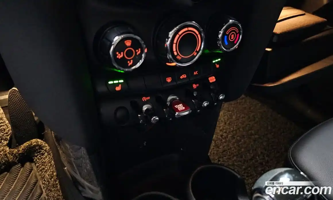 Mini Cooper 2019 1.5 гидро в Москве № 1620461, фото 30