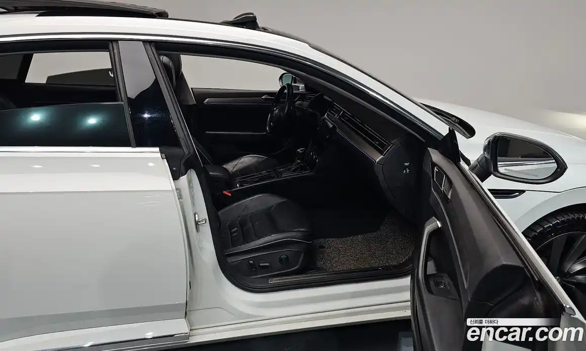 Volkswagen Arteon 2019 2.0 гидро в Москве № 1623152, фото 15