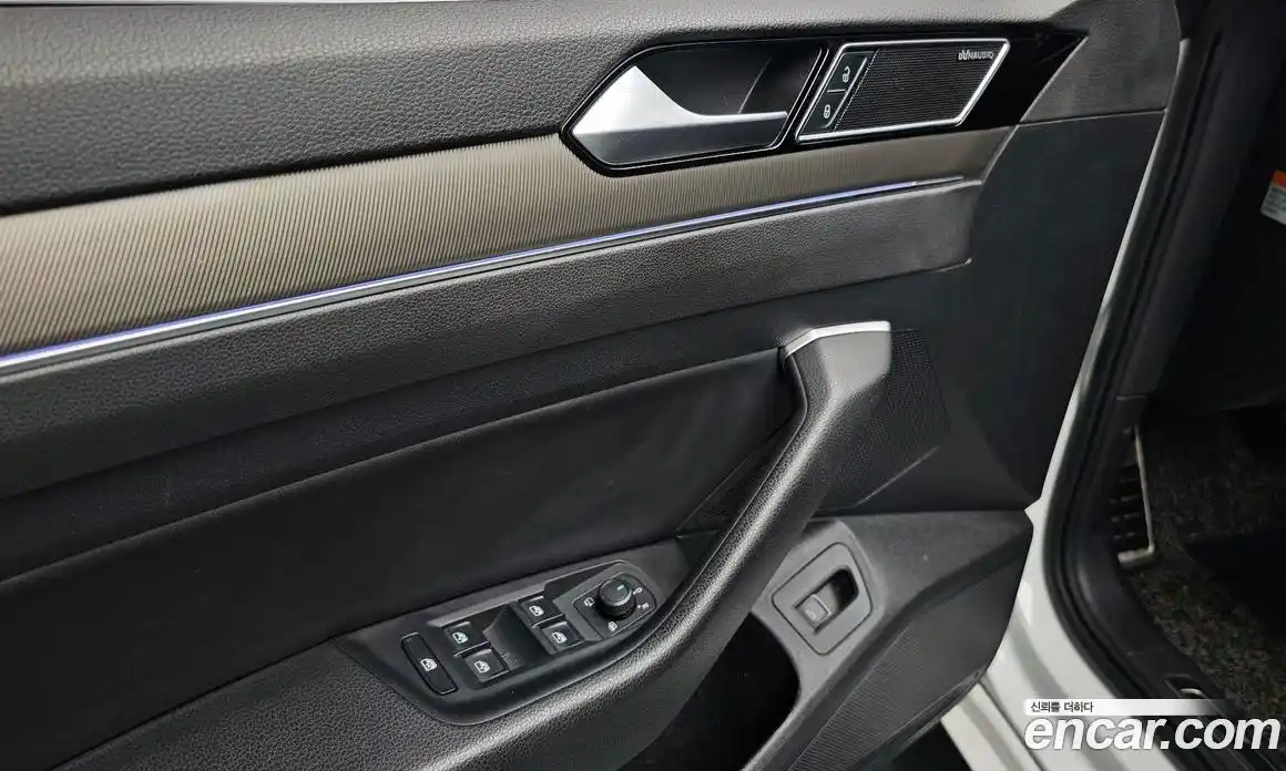 Volkswagen Arteon 2019 2.0 гидро в Москве № 1623152, фото 23