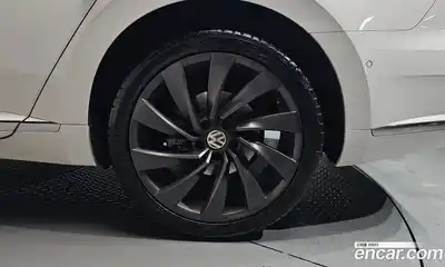 Volkswagen Arteon 2019 2.0 гидро в Москве № 1623152, миниатюра 6