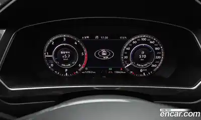 Volkswagen Tiguan 2018 2.0 гидро в Москве № 1623442, миниатюра 11
