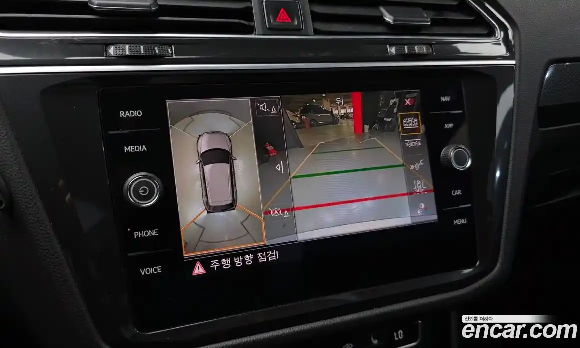 Volkswagen Tiguan 2018 2.0 гидро в Москве № 1623442, фото 20