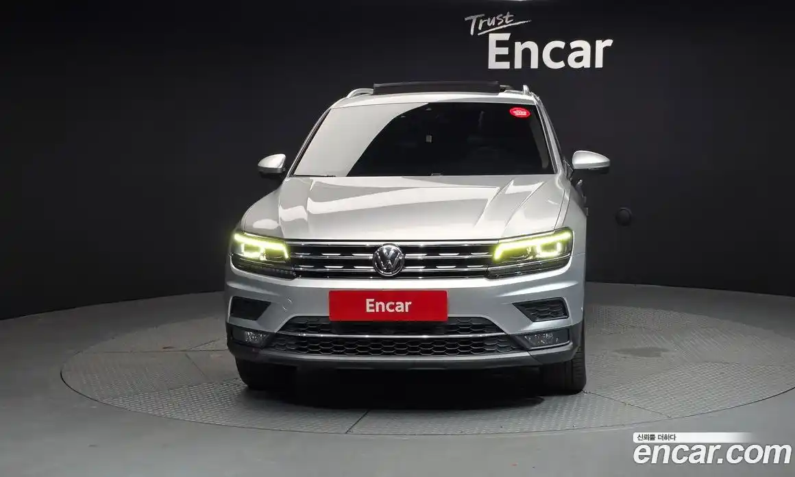 Volkswagen Tiguan 2018 2.0 гидро в Москве № 1623442, фото 3