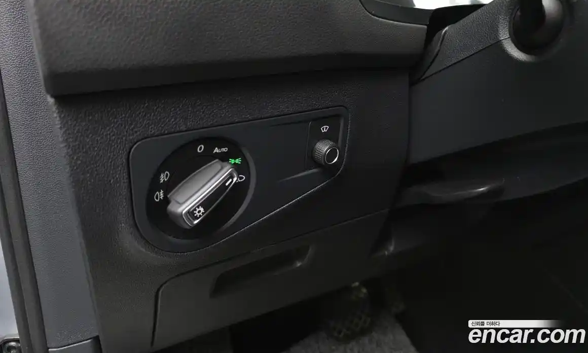 Volkswagen Tiguan 2018 2.0 гидро в Москве № 1623442, фото 33