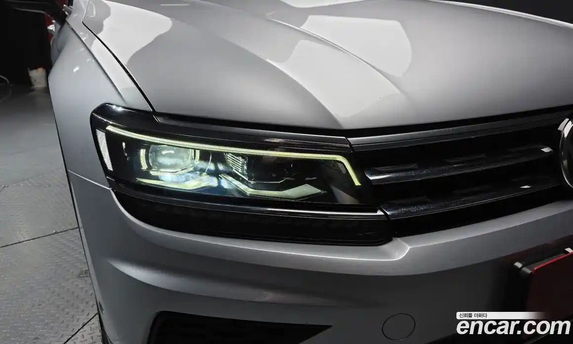 Volkswagen Tiguan 2018 2.0 гидро в Москве № 1623442, фото 8