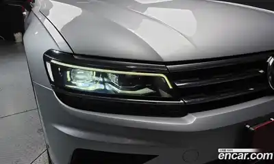 Volkswagen Tiguan 2018 2.0 гидро в Москве № 1623442, миниатюра 8