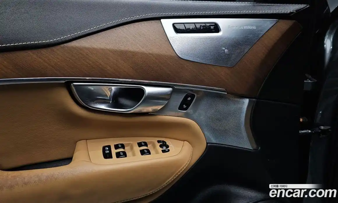 Volvo XC90 2017 2.0 гидро в Москве № 164690, фото 18