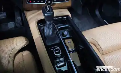 Volvo XC90 2017 2.0 гидро в Москве № 164690, миниатюра 9