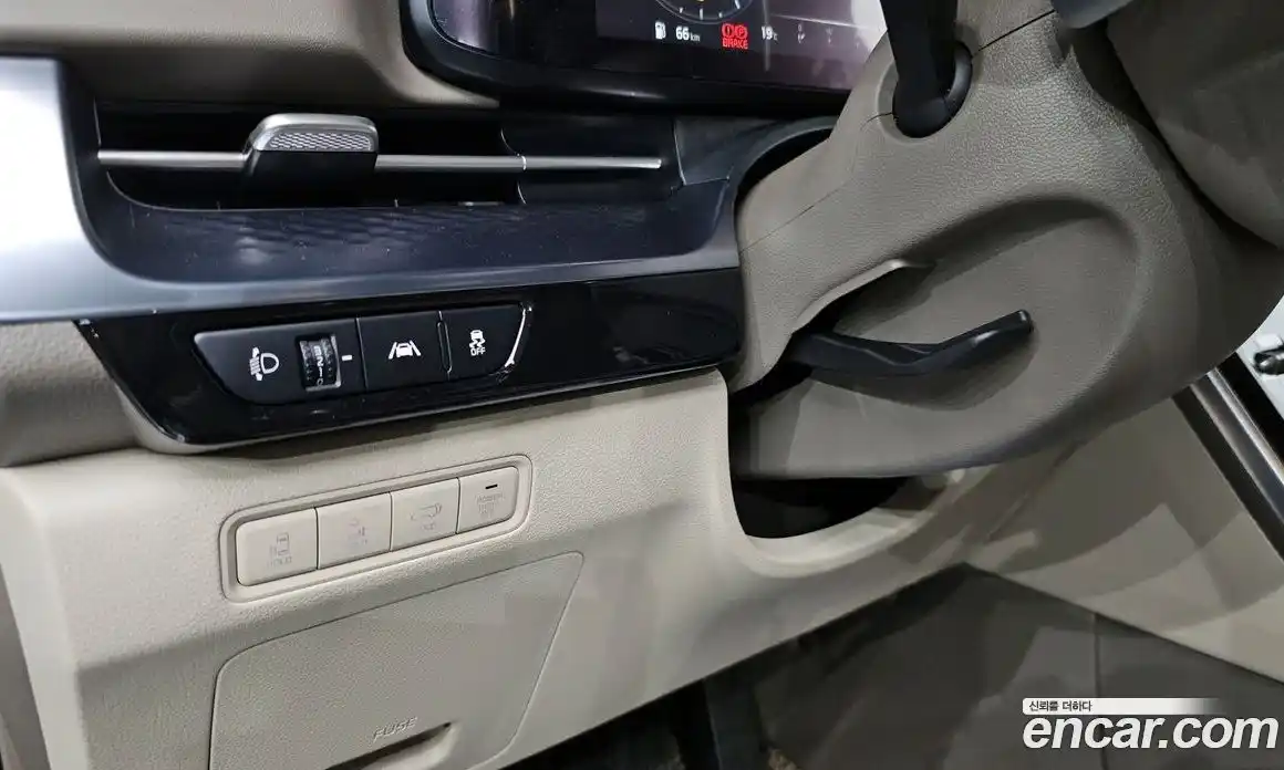 Kia Canival 2021 3.5 гидро в Москве № 1685034, фото 23