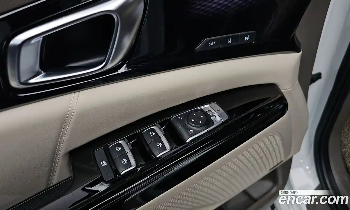 Kia Canival 2021 3.5 гидро в Москве № 1685034, фото 30