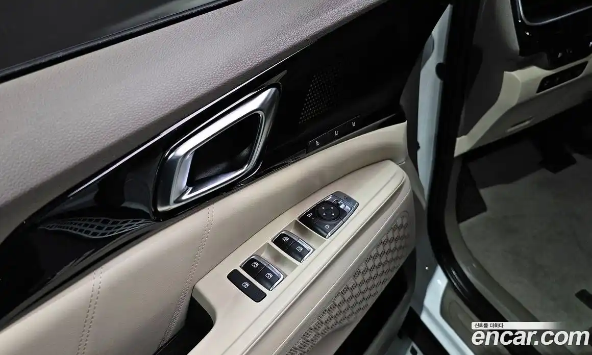 Kia Canival 2024 1.6 гидро в Москве № 1758399, фото 29