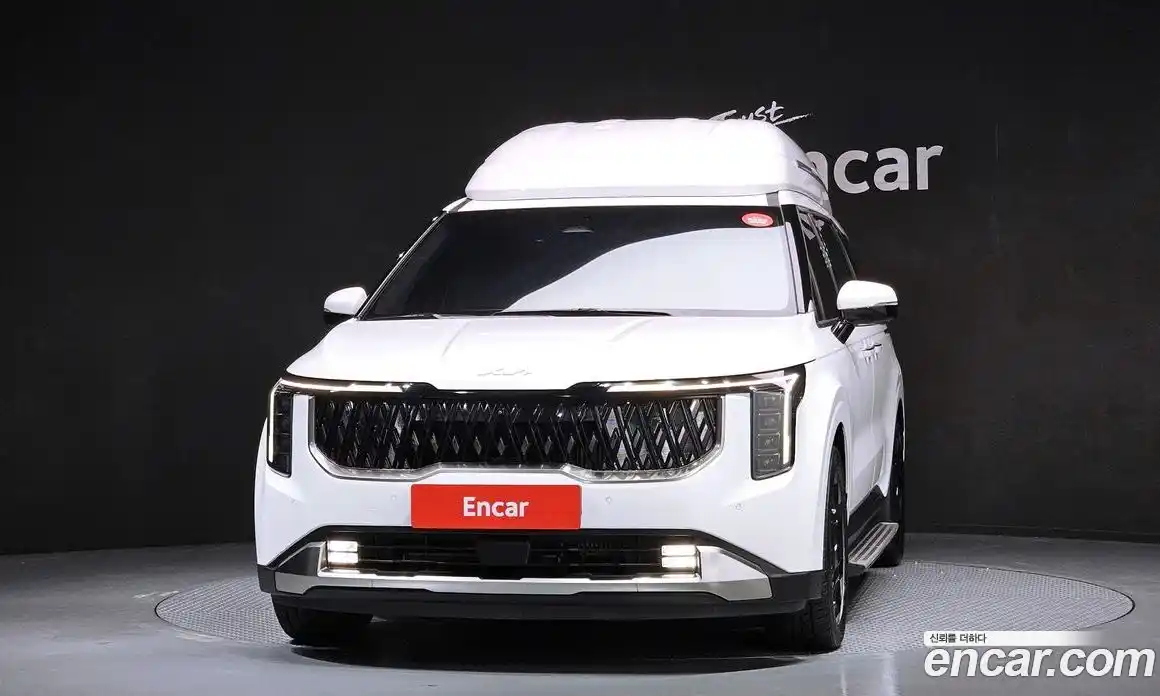 Kia Canival 2024 1.6 гидро в Москве № 1758399, фото 3