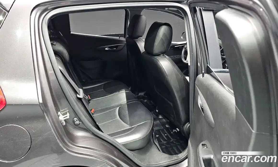 Chevrolet Spark 2016 1.0 гидро в Москве, фото 17