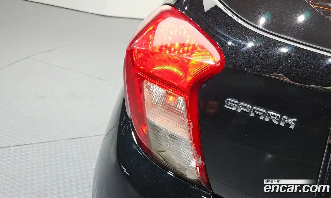 Chevrolet Spark 2017 1.0 гидро в Москве, фото 9