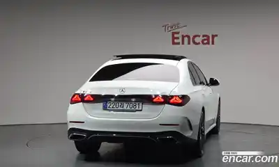 Mercedes-Benz E-Class 2025 2.0 гидро в Москве № 1761587, миниатюра 3