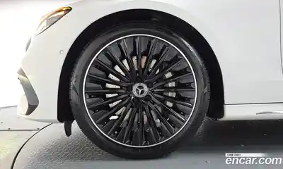 Mercedes-Benz E-Class 2025 2.0 гидро в Москве № 1761587, миниатюра 4