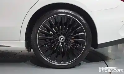 Mercedes-Benz E-Class 2025 2.0 гидро в Москве № 1761587, миниатюра 6