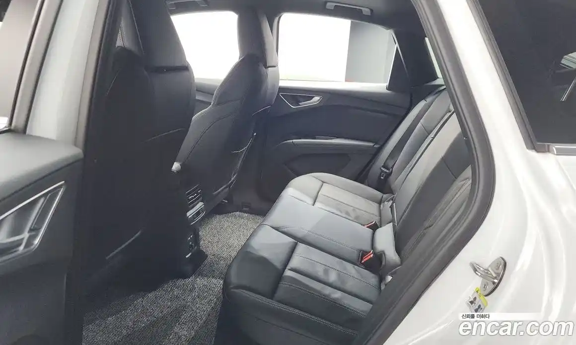 Audi Q4 e-tron 2022 0.2 гидро в Москве № 1762927, фото 16