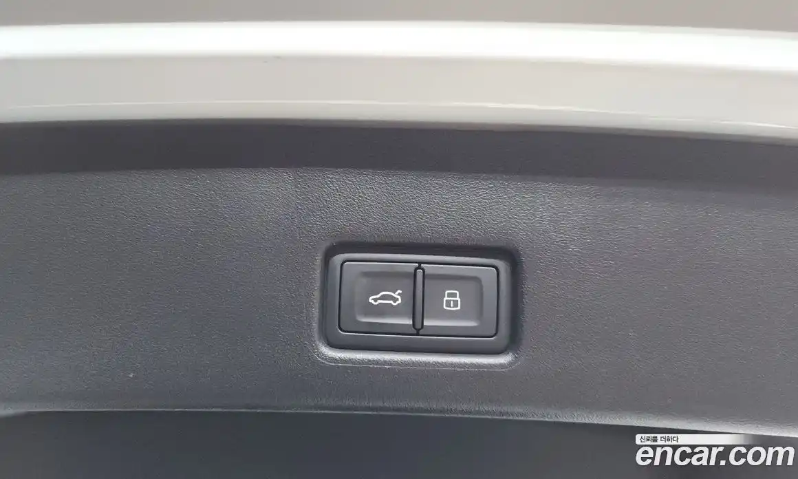 Audi Q4 e-tron 2022 0.2 гидро в Москве № 1762927, фото 25