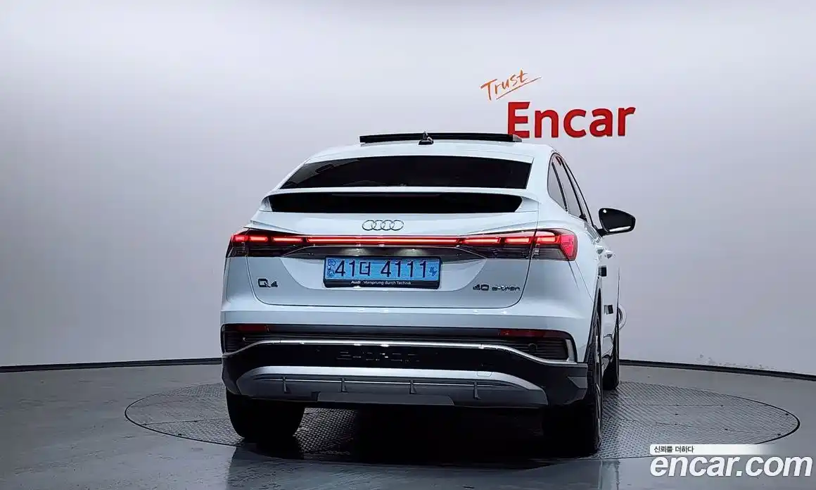 Audi Q4 e-tron 2022 0.2 гидро в Москве № 1762927, фото 4