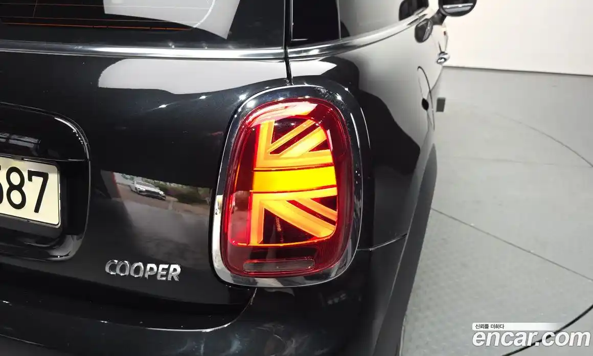 Mini Cooper 2022 1.5 гидро в Москве № 1764424, фото 9