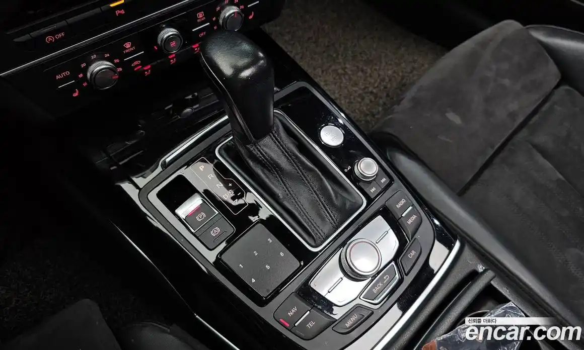 Audi A6 2015 3.0 гидро в Москве № 181221, фото 9