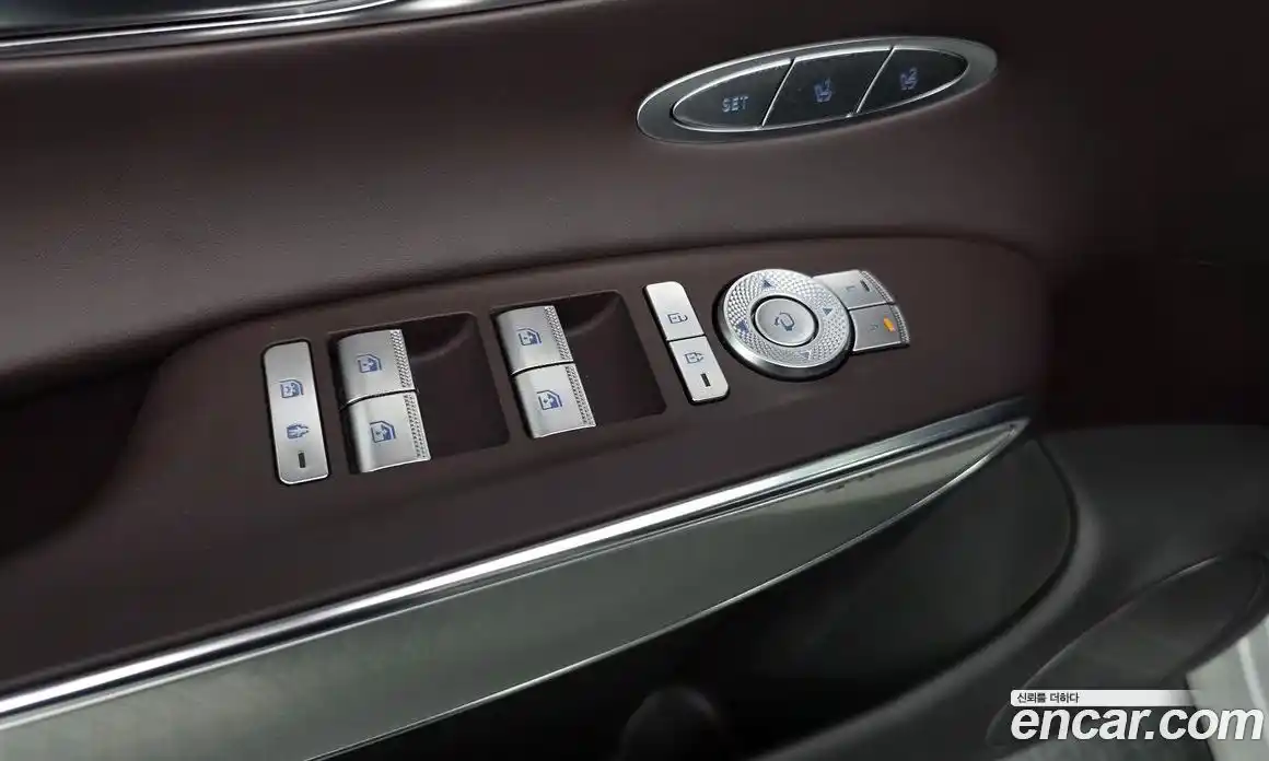 Genesis GV70 2023 2.5 гидро в Москве № 1832214, фото 29