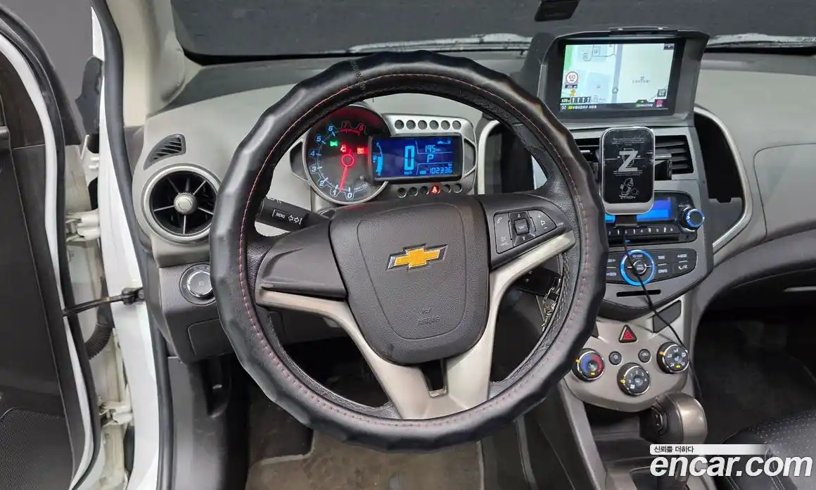 Chevrolet Aveo 2012 1.6 гидро в Москве № 1833960, фото 13