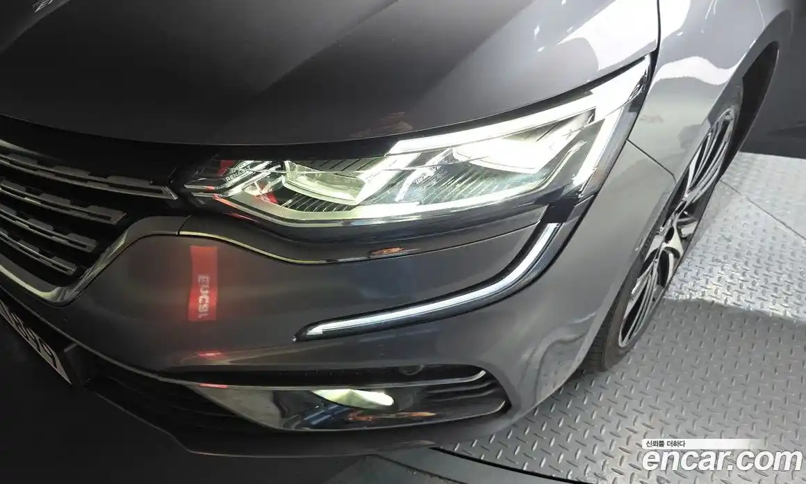 Renault SM6 2022 1.8 гидро в Москве № 1834484, фото 8