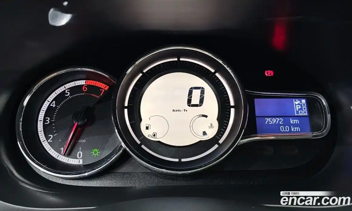 Renault SM3 2017 1.6 гидро в Москве № 1834620, фото 11