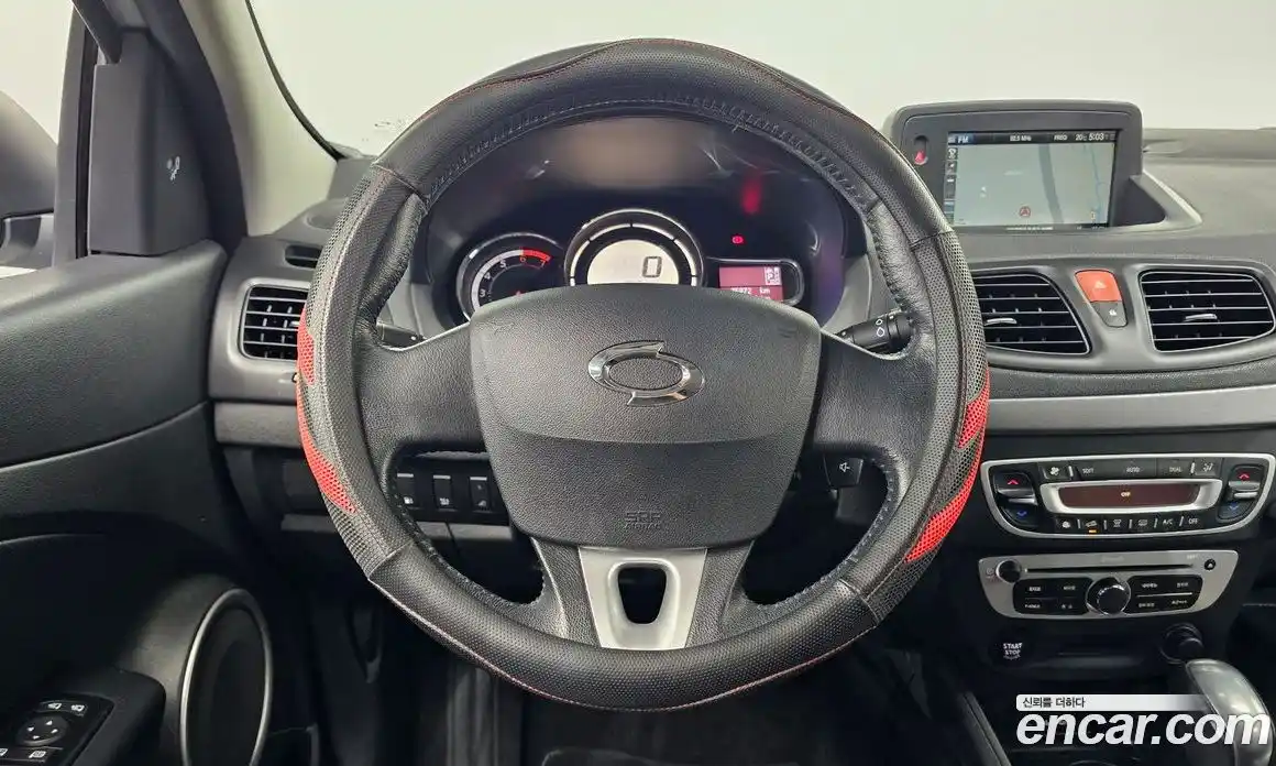 Renault SM3 2017 1.6 гидро в Москве № 1834620, фото 19