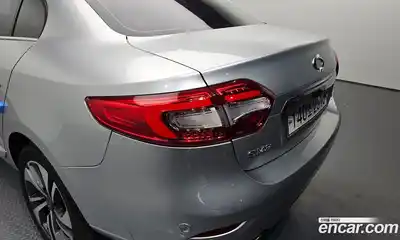 Renault SM3 2017 1.6 гидро в Москве № 1834620, миниатюра 9