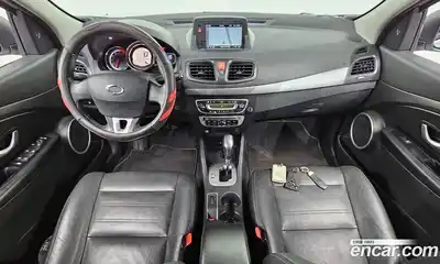 Renault SM3 2017 1.6 гидро в Москве № 1834620, миниатюра 10