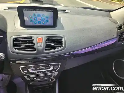 Renault SM3 2015 1.6 гидро в Москве № 1835213, миниатюра 8