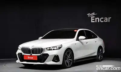 BMW 5-Series, 2024
