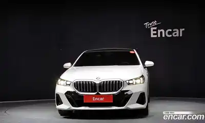 BMW 5-Series 2024 2.0 гидро в Москве № 1835406, миниатюра 3
