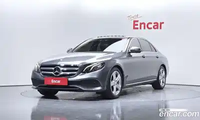 Mercedes-Benz E-Class, 2016