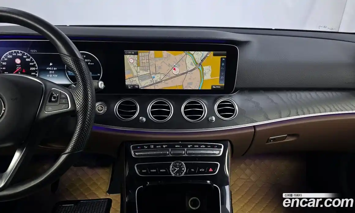 Mercedes-Benz E-Class 2016 2.0 гидро в Москве № 1836061, фото 13
