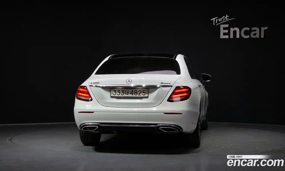 Mercedes-Benz E-Class 2016 2.0 гидро в Москве № 1836061, фото 4
