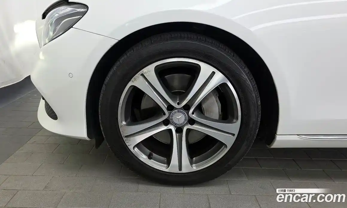 Mercedes-Benz E-Class 2016 2.0 гидро в Москве № 1836061, фото 5