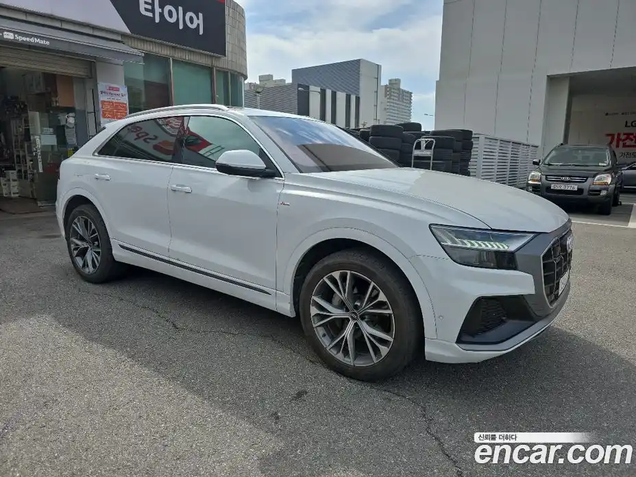 Audi Q8 2021 3.0 гидро в Москве № 1836371, фото 4