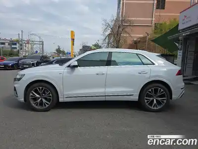 Audi Q8 2021 3.0 гидро в Москве № 1836371, миниатюра 9