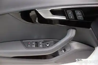 Audi A4 2022 2.0 гидро в Москве № 1836705, миниатюра 10