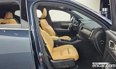 Volvo XC40 2019 2.0 гидро в Москве № 1836926, миниатюра 11